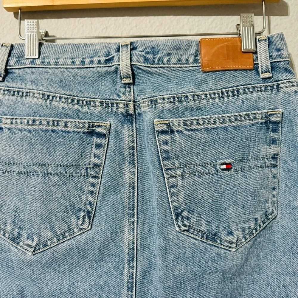 Tommy Hilfiger Cotton Mini Skirt Size 8 Light Wash Denim Vintage 90s Y2K Blue‎